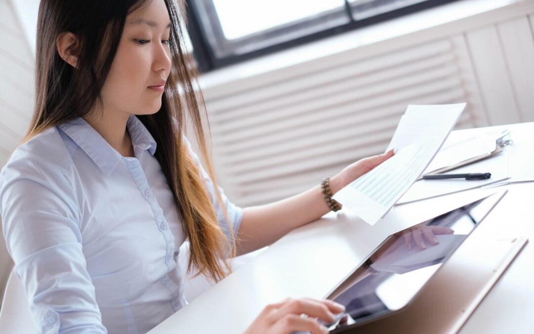 事業單位申報員工112年度薪資所得時，應將勞工自願提繳退休金金額全數扣除